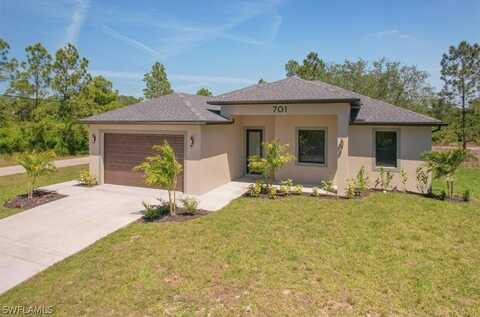 701 E 11th Street, Lehigh Acres, FL 33972