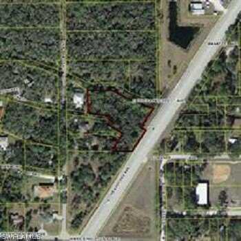 980 W Hickpochee Avenue, Labelle, FL 33935