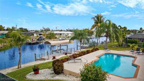 1327 SE 17th Street, Cape Coral, FL 33990