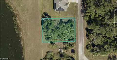 850 Haskell Street E, Lehigh Acres, FL 33974