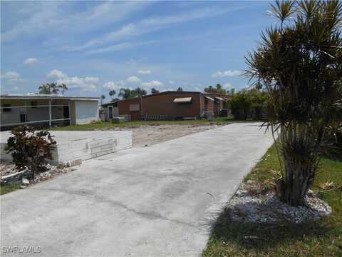 253 Hamlin Drive, Fort Myers, FL 33905