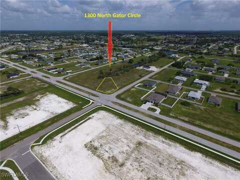 1300 N Gator Circle, Cape Coral, FL 33909