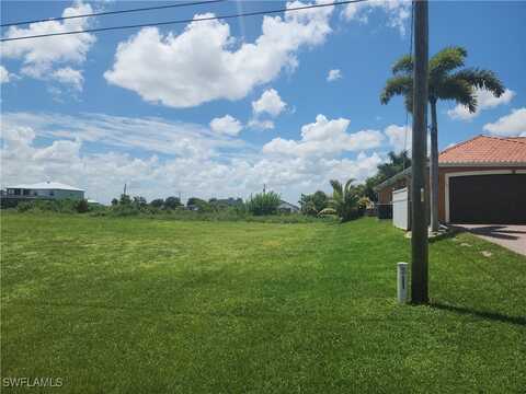 1102 NW 13th Terrace, Cape Coral, FL 33993