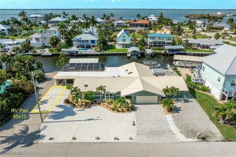 3631 Emerald Avenue, Saint James City, FL 33956