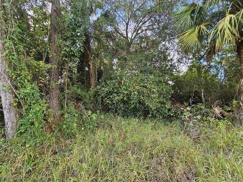 154 Wanatah Avenue, Lehigh Acres, FL 33974