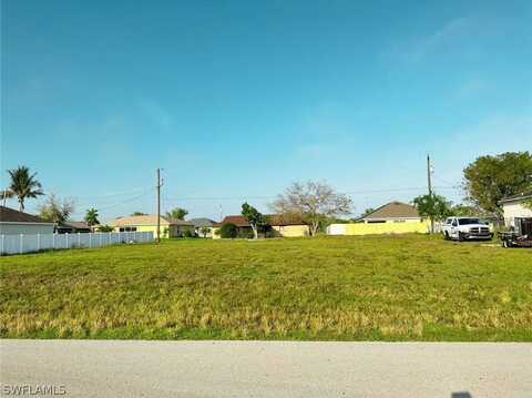 610 NW 2nd Place, Cape Coral, FL 33993