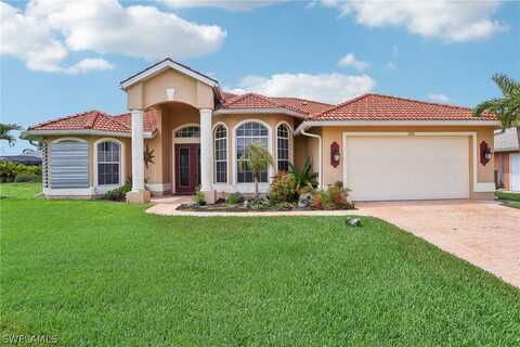 3726 SW 4th Lane, Cape Coral, FL 33991