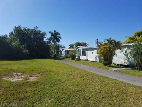 110 Freesia Street, EVERGLADES CITY, FL 34139