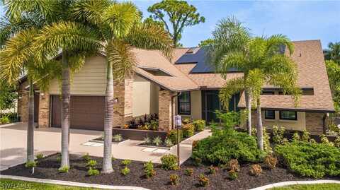 2160 W Lakeview Boulevard, North Fort Myers, FL 33903