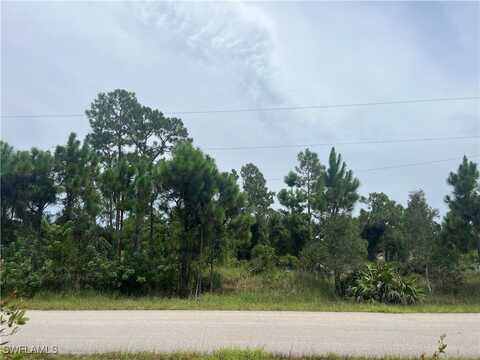 647 Trinity Street E, Lehigh Acres, FL 33974