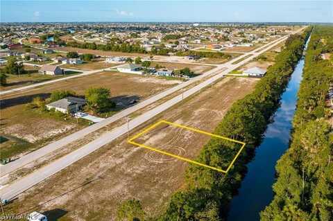 317 Wilmington Parkway, Cape Coral, FL 33993