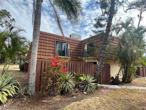 5205 Cedarbend Drive, Fort Myers, FL 33919