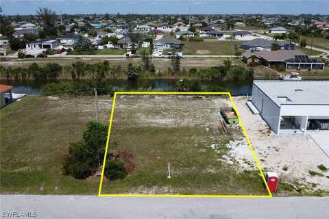 1015 NW 25th Place, Cape Coral, FL 33993