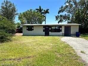 1194 Orange Avenue, North Fort Myers, FL 33903