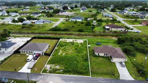 4107 30th Street SW, Lehigh Acres, FL 33976