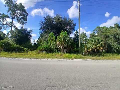 2508 51st Street W, Lehigh Acres, FL 33971