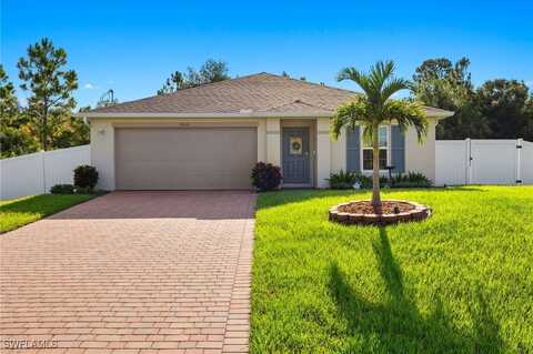 5016 Mateo Circle, Labelle, FL 33935