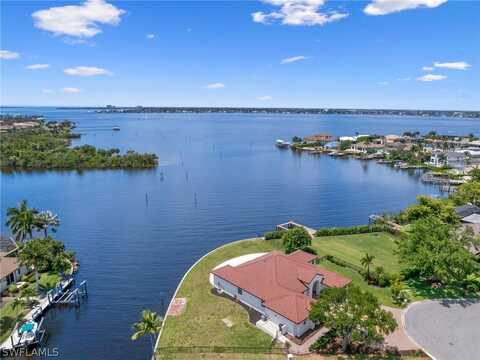 866 Cal Cove Drive, Fort Myers, FL 33919