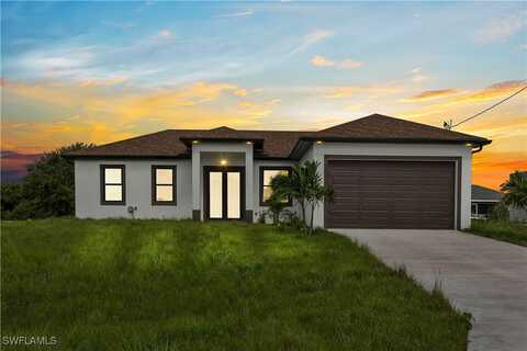 744 Oakridge Avenue S, Lehigh Acres, FL 33974
