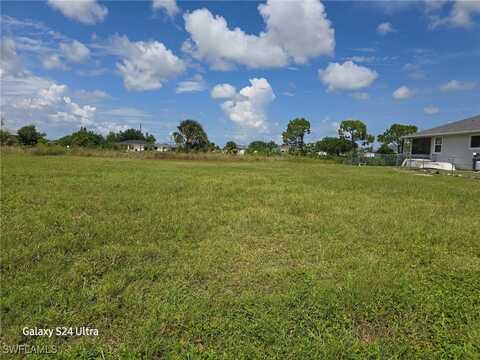 2622 NE 6th Avenue, Cape Coral, FL 33909