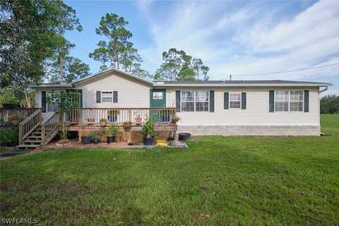 18641 State Road 31, North Fort Myers, FL 33917