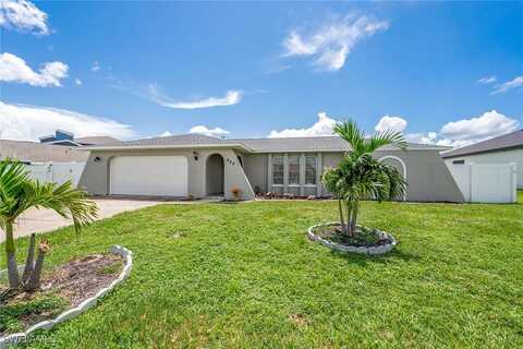 924 SE 15th Terrace, Cape Coral, FL 33990