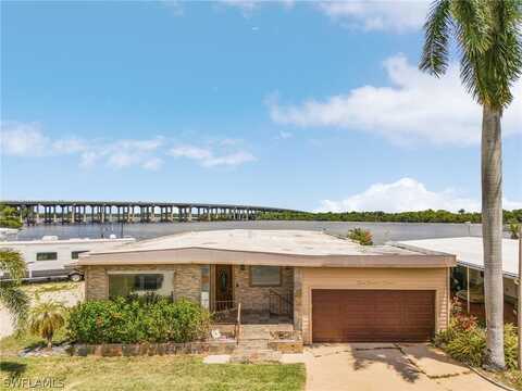 315 Shoreland Drive, Fort Myers, FL 33905