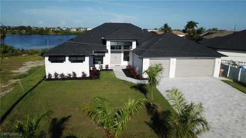 702 NW 30th Place, Cape Coral, FL 33993