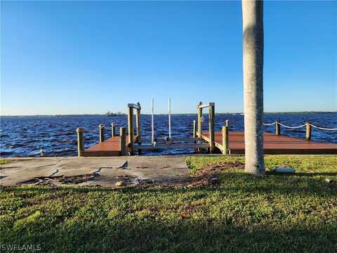 4399 E Riverside Drive, Fort Myers, FL 33905