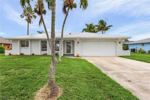 2031 SE 25th Lane, Cape Coral, FL 33904