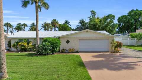 1815 Whitecap Circle, North Fort Myers, FL 33903