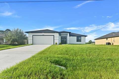 105 E 14th Street, Lehigh Acres, FL 33972