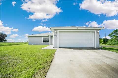 9023 W Crow Circle, Labelle, FL 33935