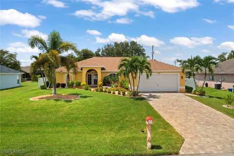 1712 NE 4th Place, Cape Coral, FL 33909