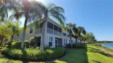 9648 Hemingway Lane, Fort Myers, FL 33913