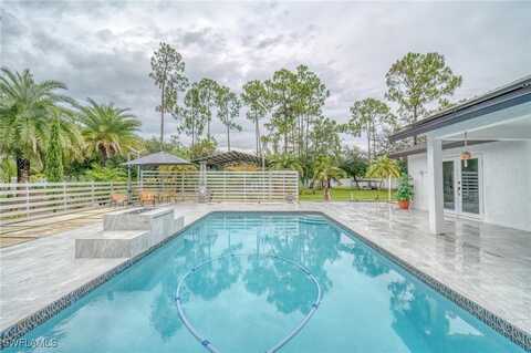 809 CALVIN Avenue, Lehigh Acres, FL 33972