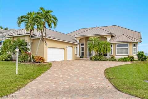 3343 SE 22nd Place, Cape Coral, FL 33904