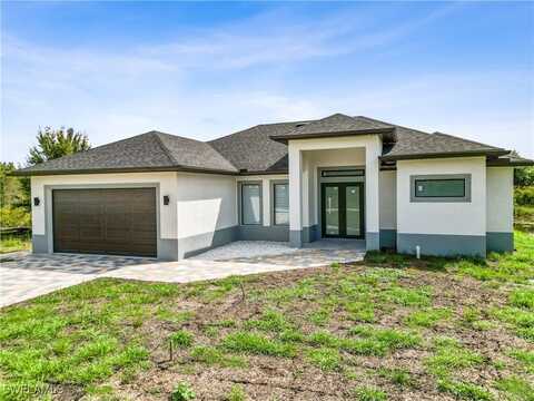 471 Greenbriar Boulevard, Lehigh Acres, FL 33972