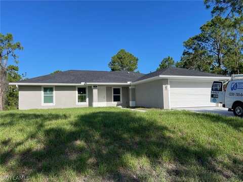 634 Flamingo Avenue S, Lehigh Acres, FL 33974