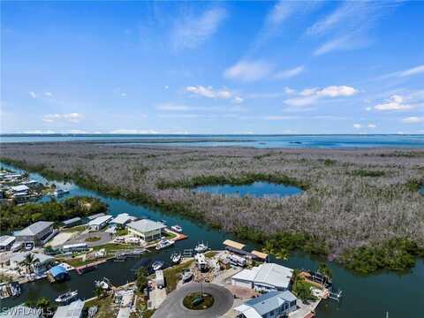 3961 Blueberry Lane, Other, FL 33956