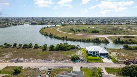 2102 NE 13th Avenue, Cape Coral, FL 33909