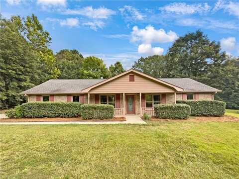 709 Pinecrest Road NW, Winder, GA 30680