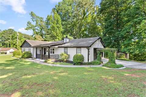 360 Chimney Court, Fairburn, GA 30213