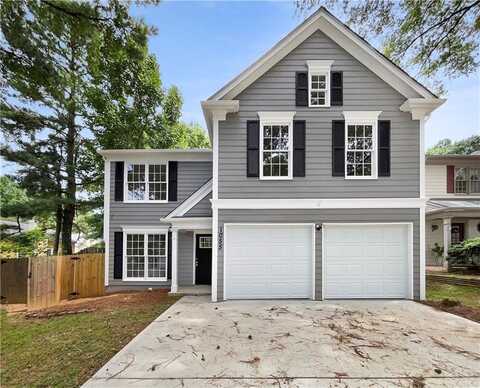 1055 Wenham Lane, Lawrenceville, GA 30044