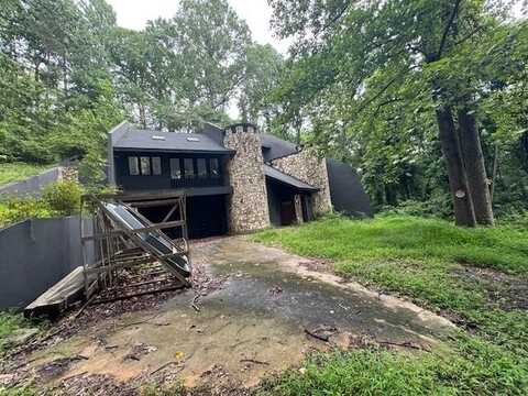 1809 Silver Ridge Court, Stone Mountain, GA 30087