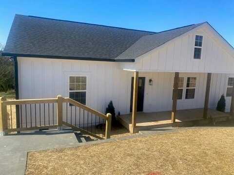 107 Yarbrough Street, Calhoun, GA 30701