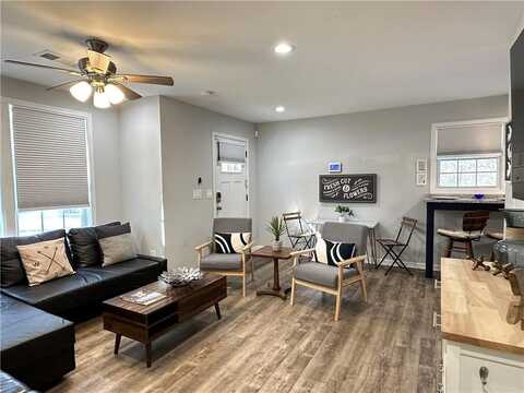 285 Whitaker Circle NW, Atlanta, GA 30314