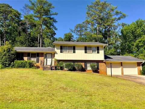 578 Fond Du Lac Drive, Stone Mountain, GA 30088