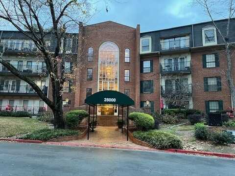 28401 Plantation Drive NE, Atlanta, GA 30324