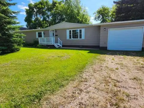 217 N 7TH ST, WARREN, MN 56762